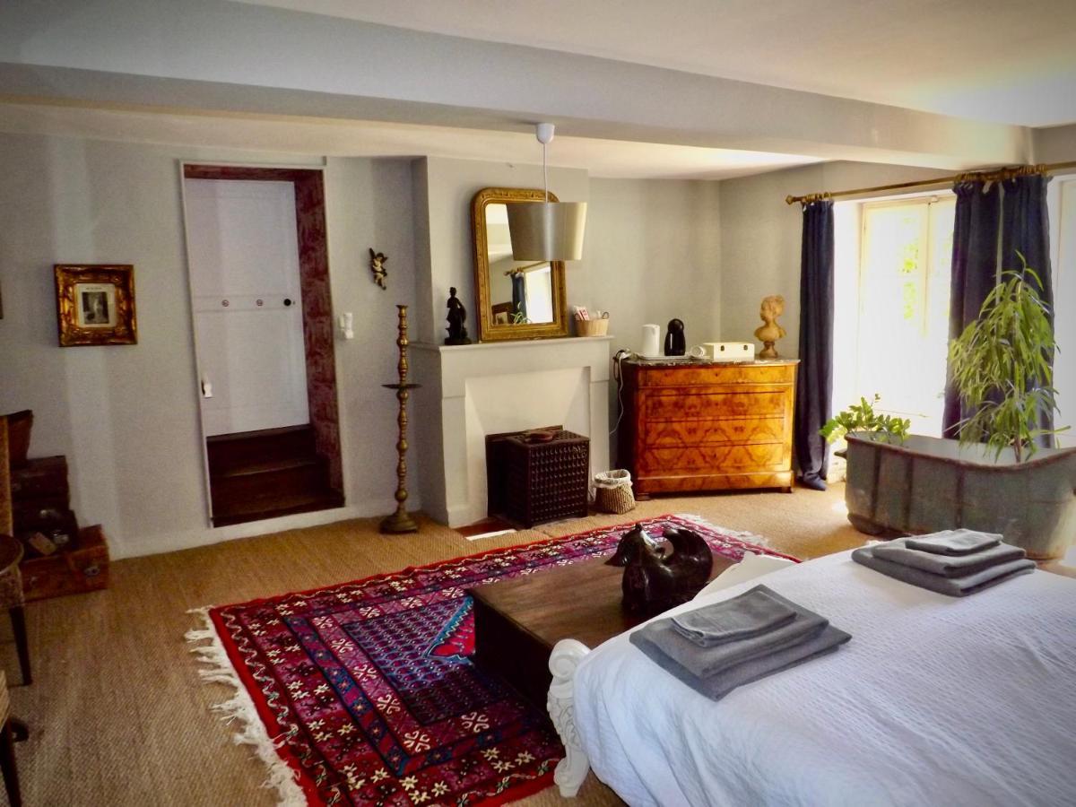 Domaine De Lalat - B&B With En-Suite Bathrooms All Rooms With Garden Views Montembœuf Екстериор снимка