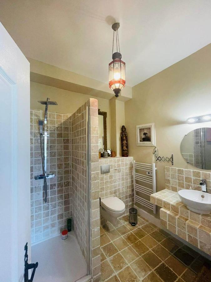 Domaine De Lalat - B&B With En-Suite Bathrooms All Rooms With Garden Views Montembœuf Екстериор снимка