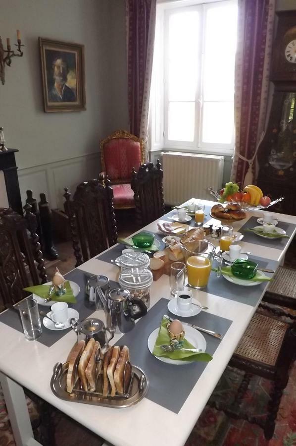 Domaine De Lalat - B&B With En-Suite Bathrooms All Rooms With Garden Views Montembœuf Екстериор снимка